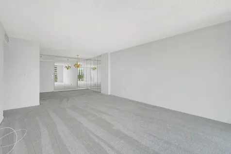 2851 Ne 183rd Street Aventura FL 33160