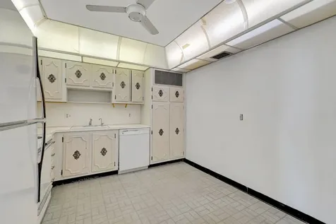 2851 Ne 183rd Street Aventura FL 33160