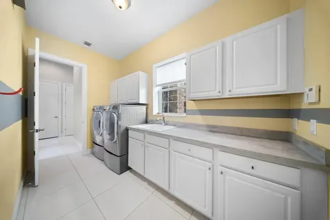 21828 Sw Tivolo Way Port Saint Lucie FL 34986