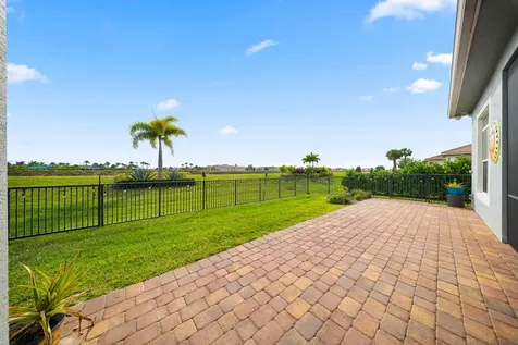 21828 Sw Tivolo Way Port Saint Lucie FL 34986