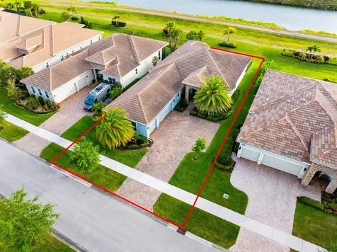 21828 Sw Tivolo Way Port Saint Lucie FL 34986