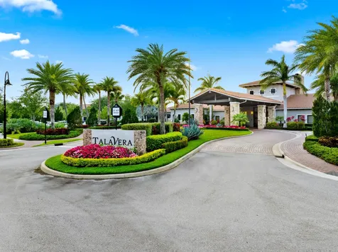 21828 Sw Tivolo Way Port Saint Lucie FL 34986