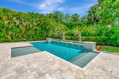 17710 Cadena Drive Boca Raton FL 33496