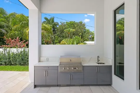 260 Ne 3rd Street Boca Raton FL 33432