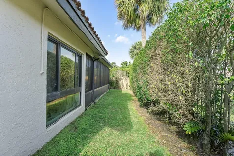 7687 Solimar Circle Boca Raton FL 33433