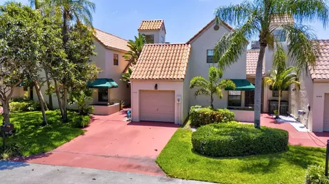6130 Via Tierra Boca Raton FL 33433