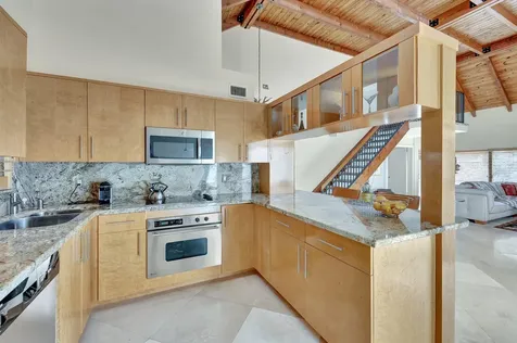 6130 Via Tierra Boca Raton FL 33433