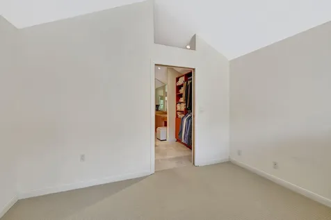 6130 Via Tierra Boca Raton FL 33433