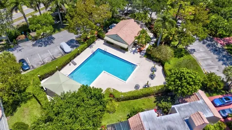6130 Via Tierra Boca Raton FL 33433