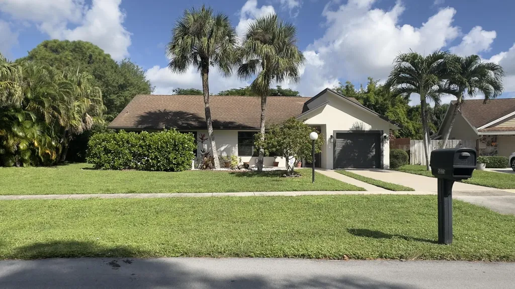 5325 Havasu Court Lake Worth FL 33467
