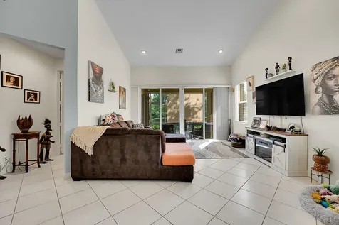 7073 Torrey Pines Circle Port Saint Lucie FL 34986