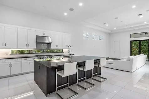 6990 Nw 27th Avenue Boca Raton FL 33496