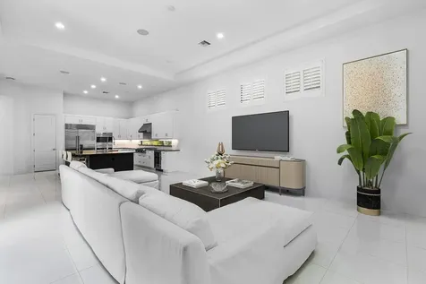 6990 Nw 27th Avenue Boca Raton FL 33496