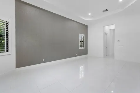 6990 Nw 27th Avenue Boca Raton FL 33496