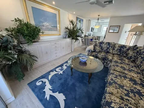 2747 Dudley Drive West Palm Beach FL 33415