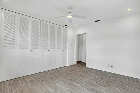 2747 Dudley Drive West Palm Beach FL 33415