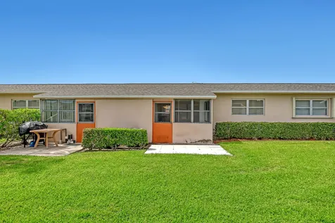 2747 Dudley Drive West Palm Beach FL 33415