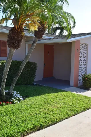 2747 Dudley Drive West Palm Beach FL 33415