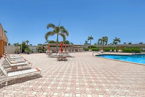 2747 Dudley Drive West Palm Beach FL 33415