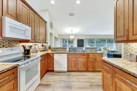 9583 Lake Serena Drive Boca Raton FL 33496