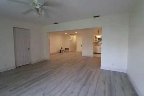 5800 Fernley Drive West Palm Beach FL 33415