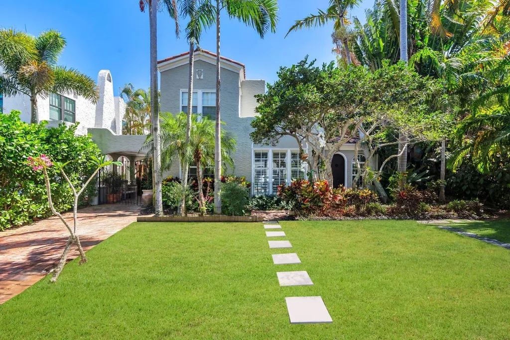 138 Greymon Drive West Palm Beach FL 33405