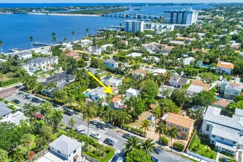 138 Greymon Drive West Palm Beach FL 33405