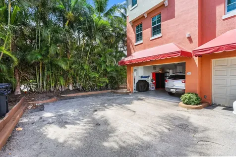 106 Moorings Drive Lantana FL 33462