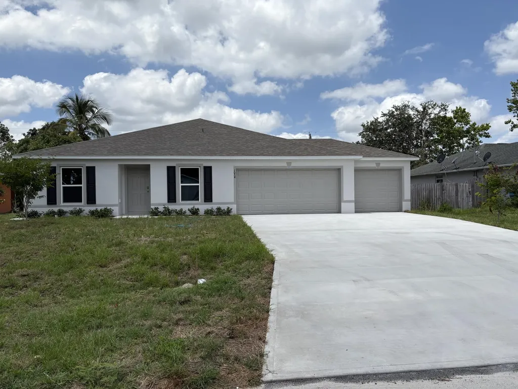 1054 Se Euclid Lane Port Saint Lucie FL 34983