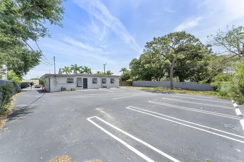 215 NW 3rd Street Boynton Beach FL 33435