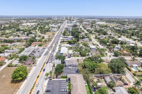 215 NW 3rd Street Boynton Beach FL 33435