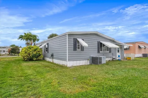 261 Ne Cameo Way Jensen Beach FL 34957
