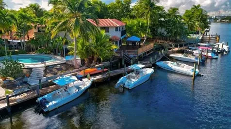 1827 Middle River Drive Fort Lauderdale FL 33305
