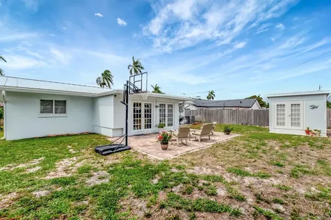 1065 Sw 13th Street Boca Raton FL 33486