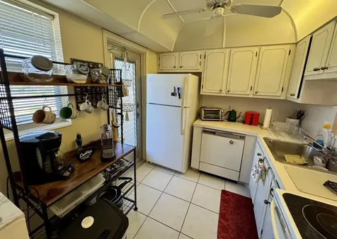 2222 NE 1st 204 Way Boynton Beach FL 33435