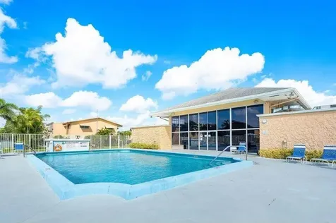 2222 NE 1st 204 Way Boynton Beach FL 33435