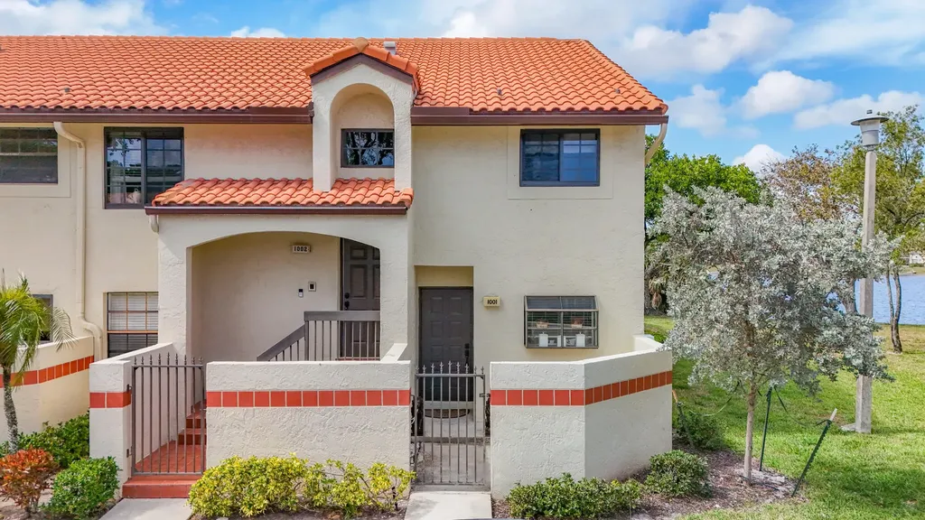 1001 Republic Court Deerfield Beach FL 33442