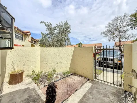 1001 Republic Court Deerfield Beach FL 33442