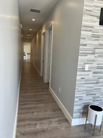 127 E Boynton Beach Boulevard Boynton Beach FL 33435
