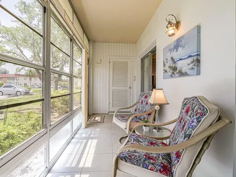 18 Vista Palm Lane Vero Beach FL 32962