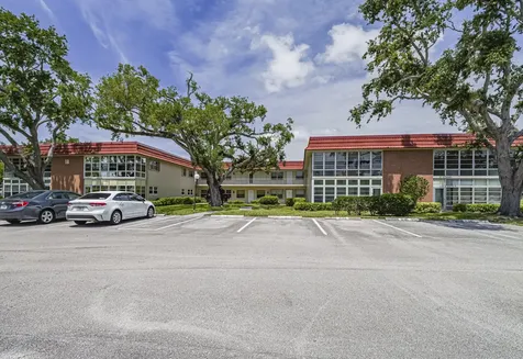 18 Vista Palm Lane Vero Beach FL 32962