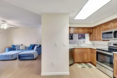 2728 Anzio 105 Court Palm Beach Gardens FL 33410
