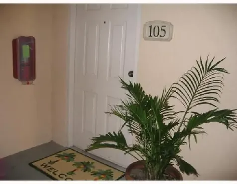 2728 Anzio 105 Court Palm Beach Gardens FL 33410