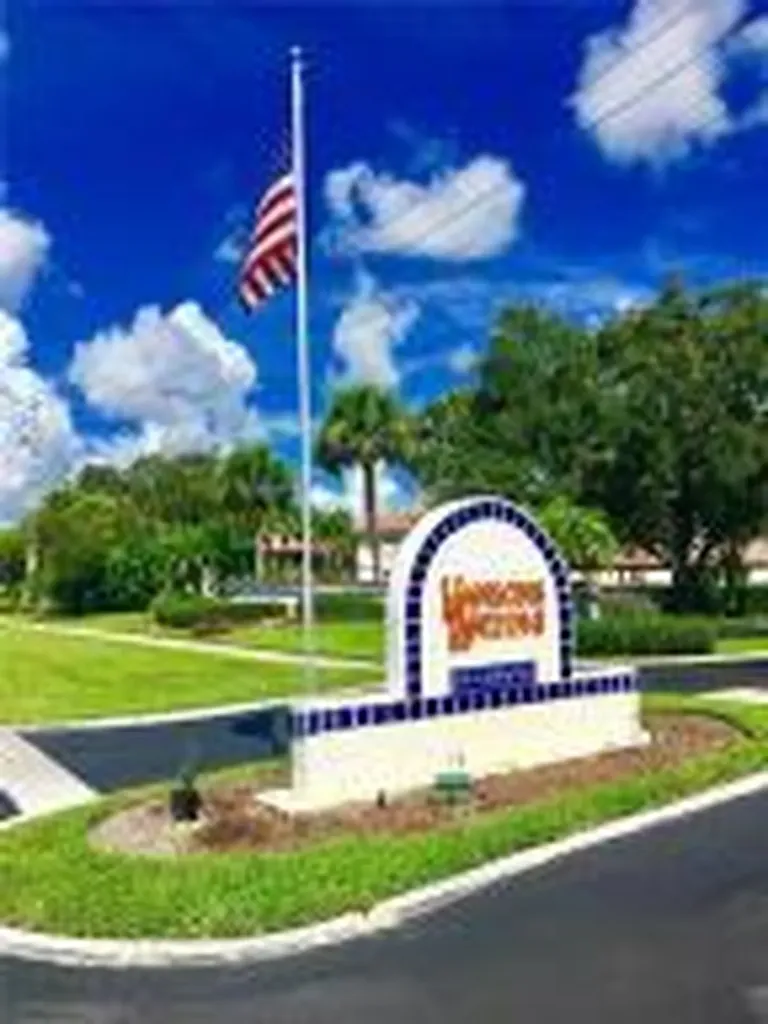 6021 SE Landing Way Bldg 2 Unit #2 Stuart FL 34997