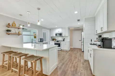 998 Sw 7th Street Boca Raton FL 33486