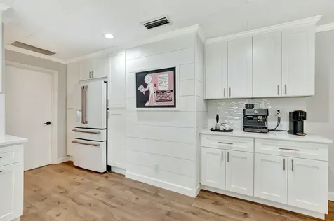 998 Sw 7th Street Boca Raton FL 33486