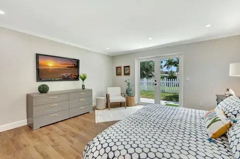 998 Sw 7th Street Boca Raton FL 33486