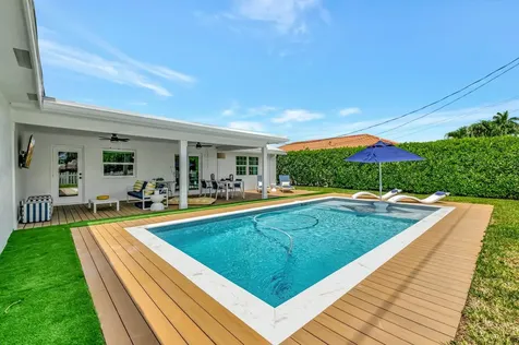998 Sw 7th Street Boca Raton FL 33486