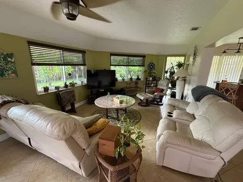3207 Nw 89th Terrace Coral Springs FL 33065