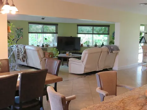 3207 Nw 89th Terrace Coral Springs FL 33065